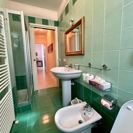 Chez Francois Pool Lazise