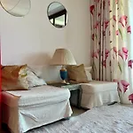 Chez Francois Pool Apartament