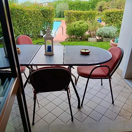 Chez Francois Pool Apartamento *