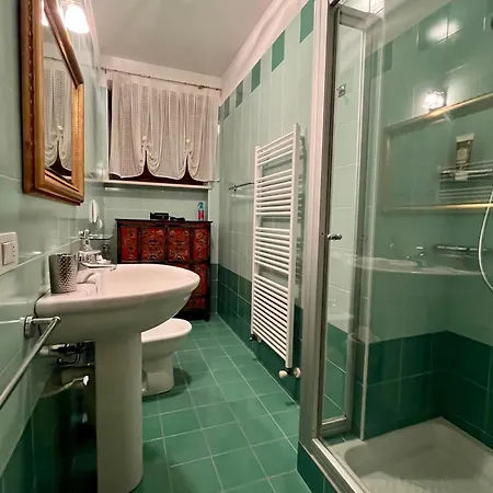 Chez Francois Pool *